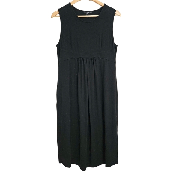 Isabella Oliver Dresses & Skirts - Isabella Oliver maternity dress black‎ stretch knit